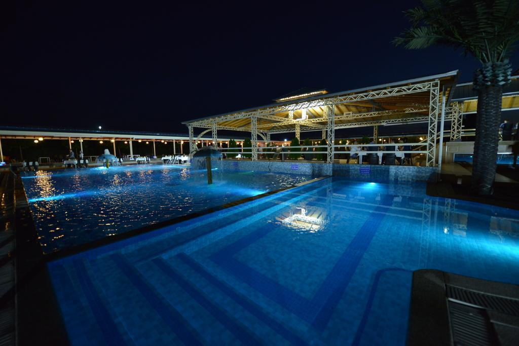 Hotel New Star Skopje Eksteriør billede