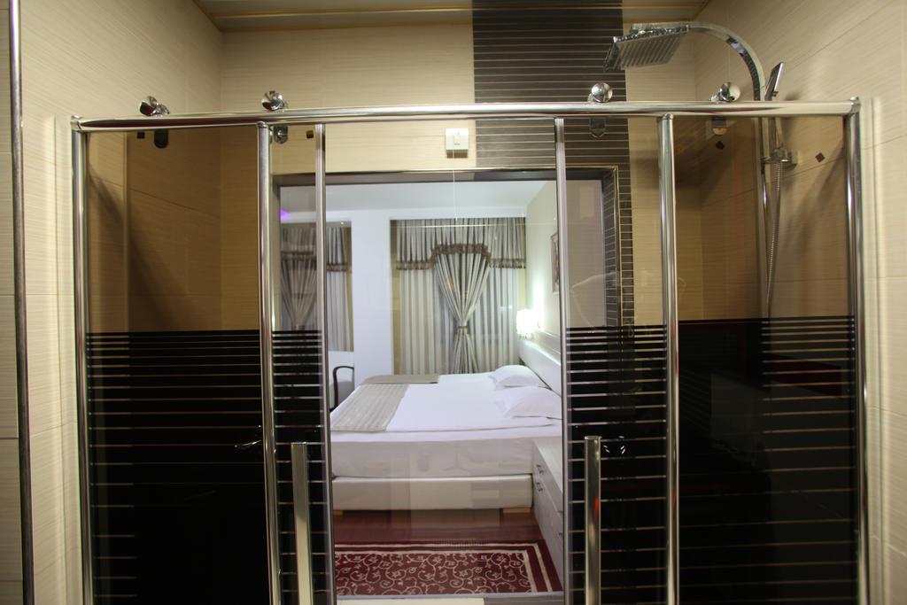 Hotel New Star Skopje Eksteriør billede