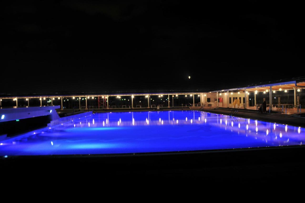 Hotel New Star Skopje Eksteriør billede