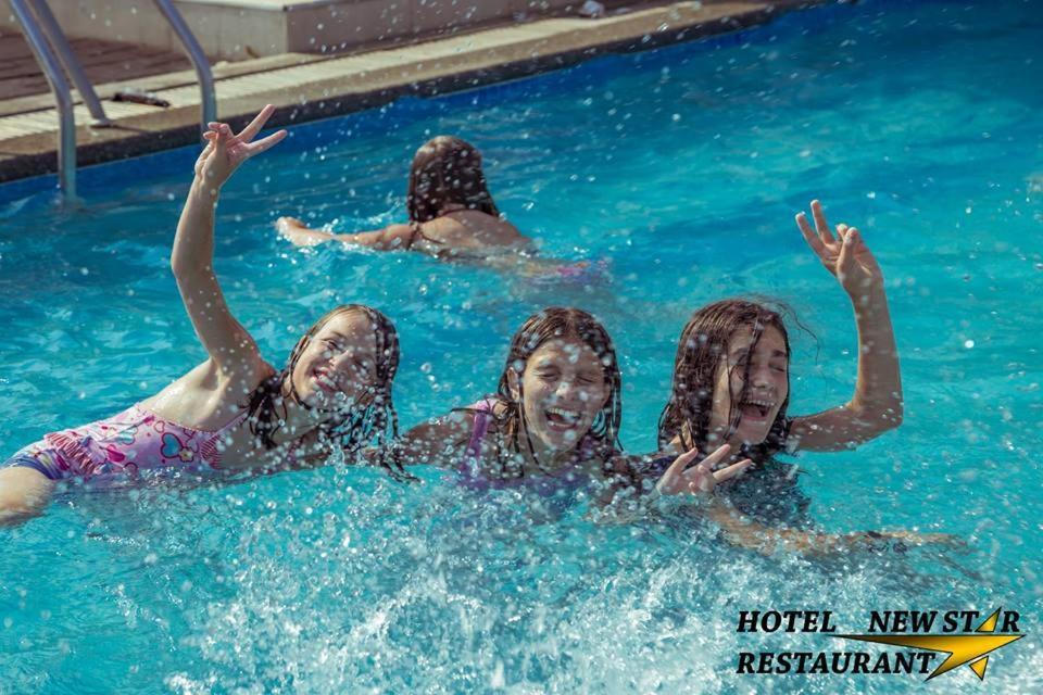 Hotel New Star Skopje Eksteriør billede